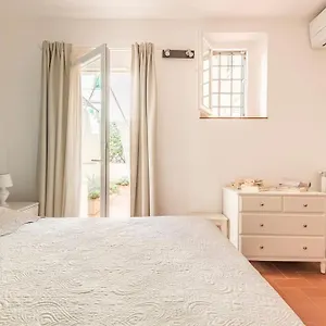  Apartment Dalu Davide - Private Car Park 15 Minutes To The Center Italien